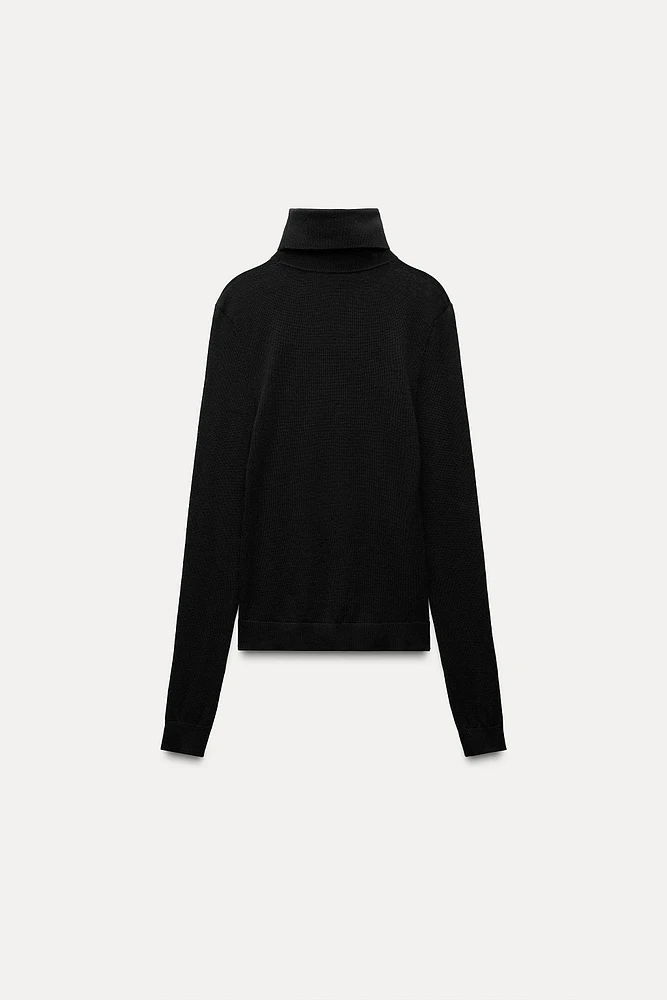 100% WOOL SWEATER LIMITED EDITION