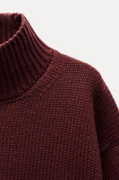 HIGH COLLAR KNIT SWEATER