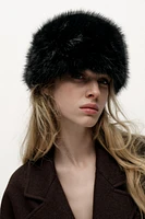 FAUX FUR CAP