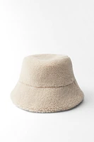 FAUX SHEARLING BUCKET HAT