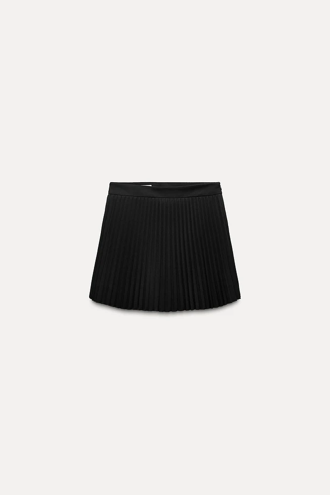 PLEATED SKORT