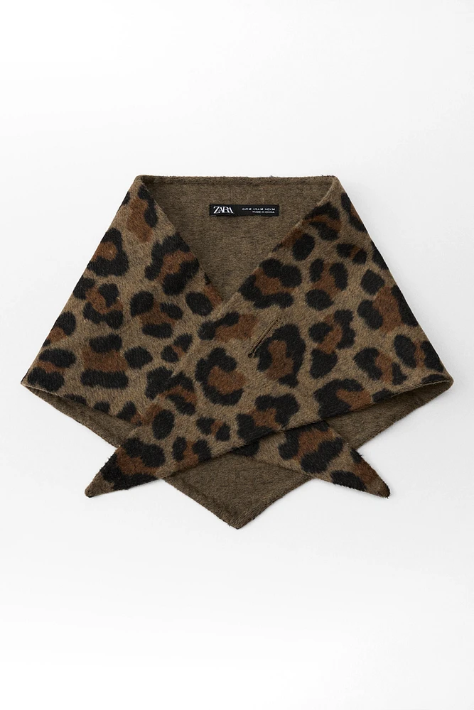 ANIMAL PRINT WOOL BLEND BANDANA