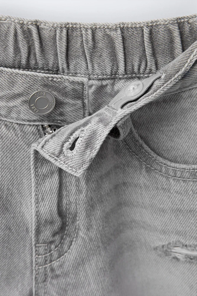 RIPPED DENIM SHORTS