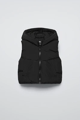 HOODED PUFFER VEST