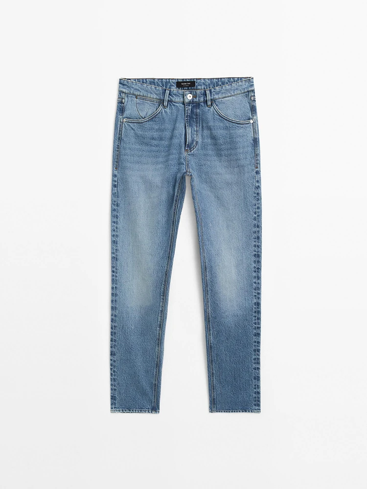 Slim fit jeans