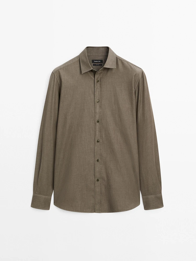 Slim fit 100% cotton denim shirt