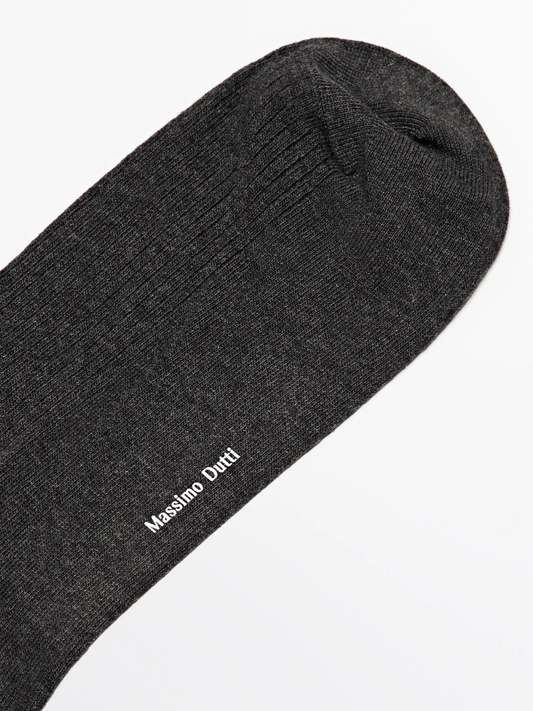 Ribbed sports socks a wool blend