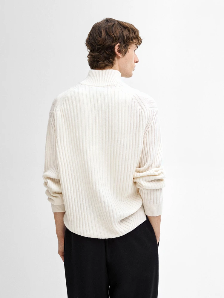 Mock neck knit sweater