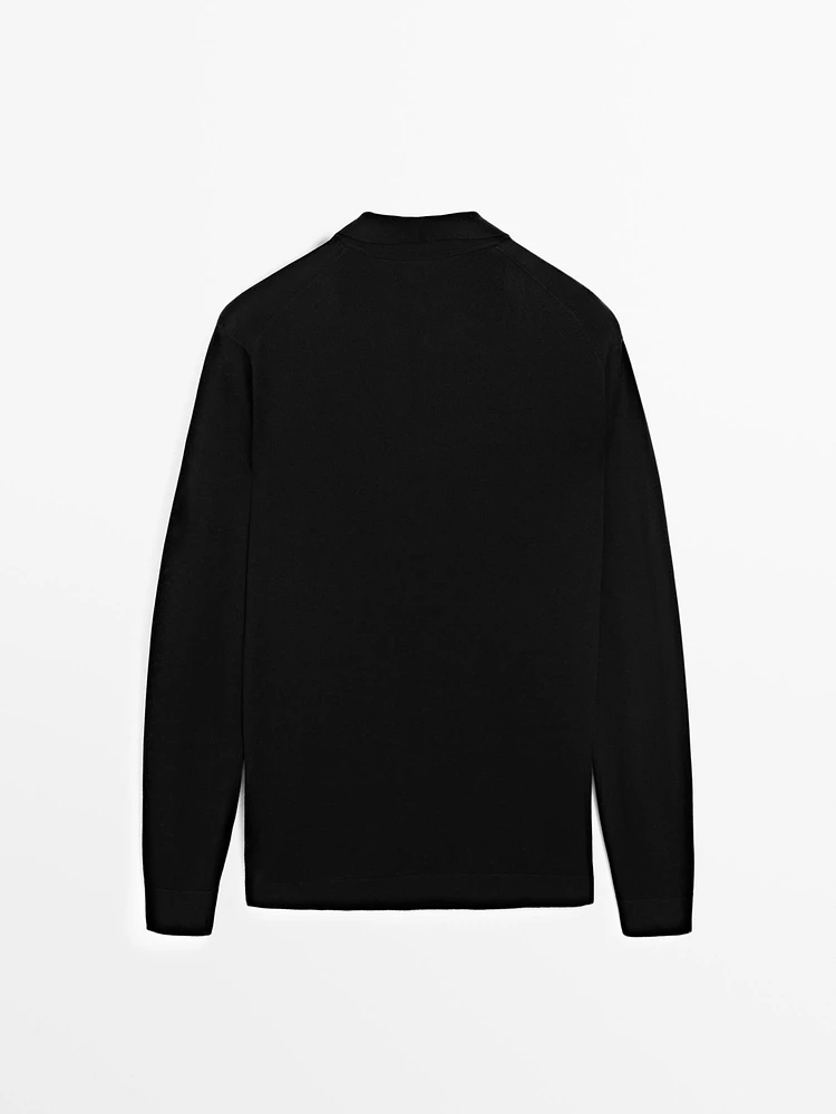 100% merino wool knit sweater with polo collar