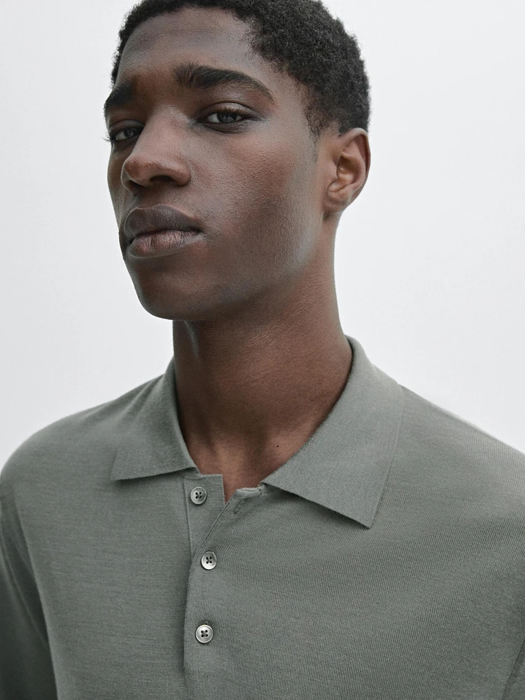 100% merino wool knit sweater with polo collar