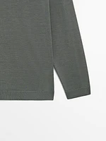 100% merino wool knit sweater with polo collar