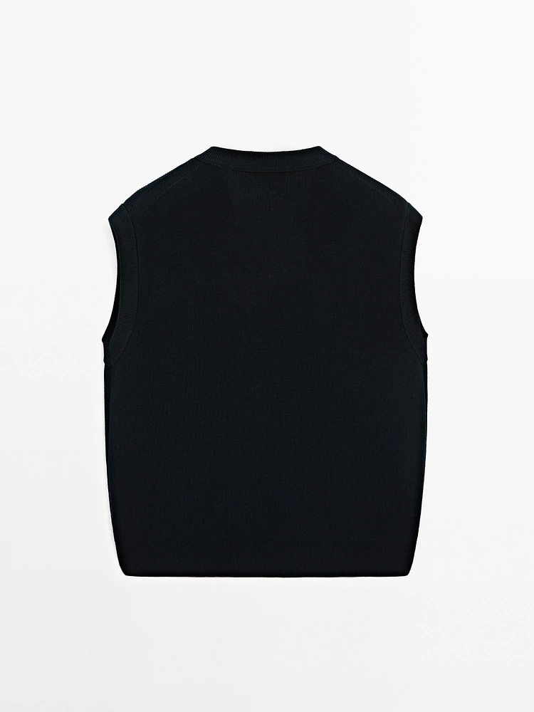 100% cotton knit vest