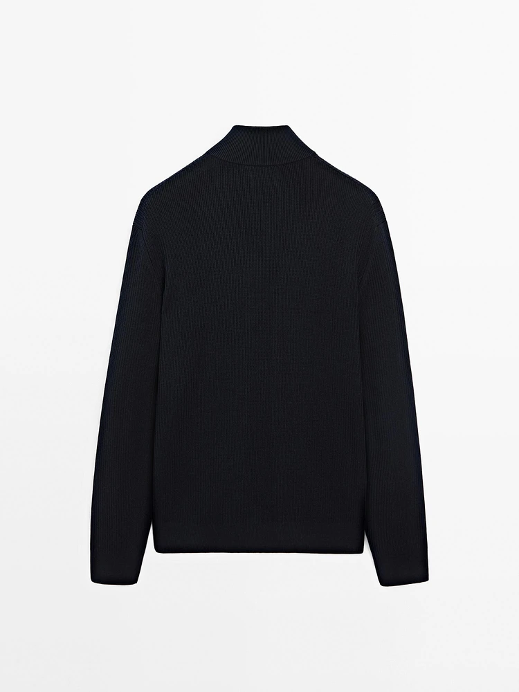 Mock neck knit sweater with zip