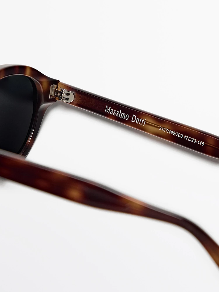 Round tortoiseshell-effect sunglasses