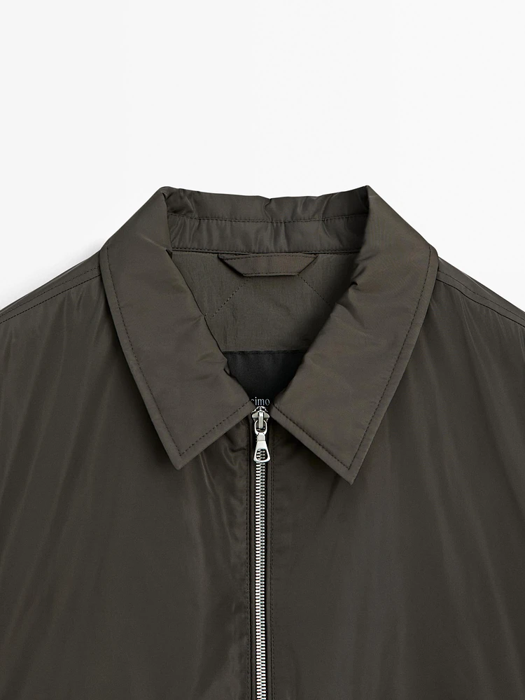 Lightweight zip-up jacket