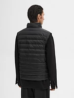 Foldable lightweight down puffer gilet