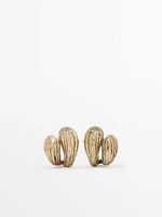 Earrings with textured detail