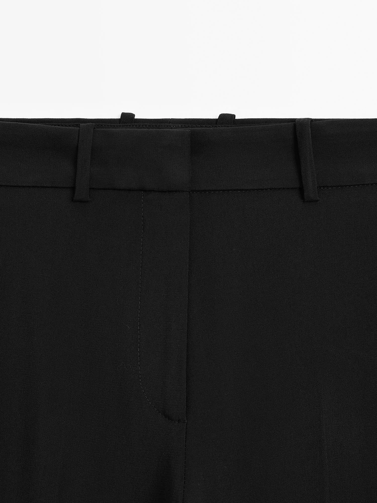 Straight fit trousers with belt loops