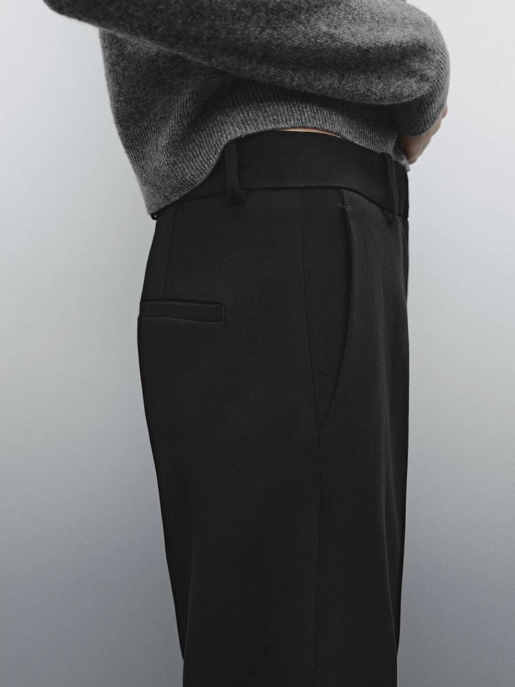 Straight fit trousers with belt loops