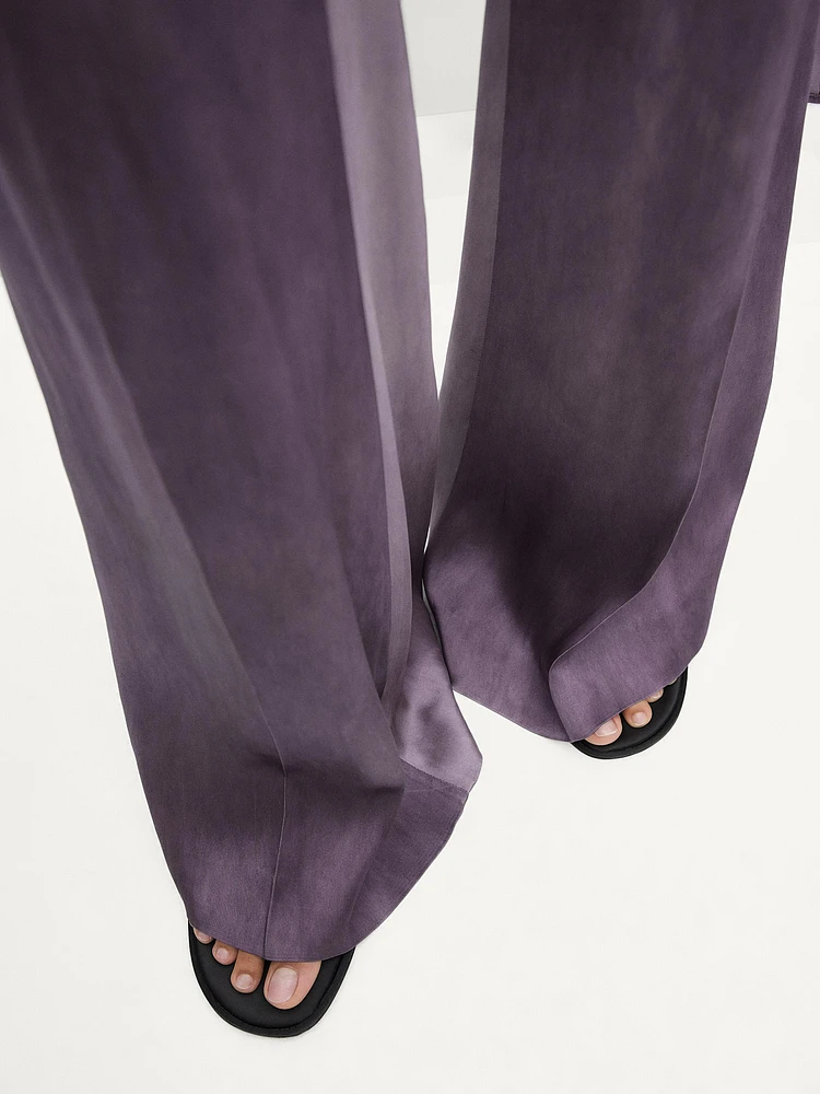 Pantalon flare fluide satiné