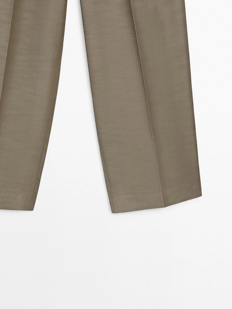 Darted trousers with thin waistband