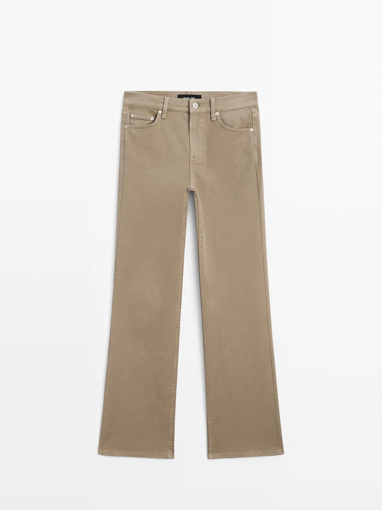 Faux jean taille haute coupe droite