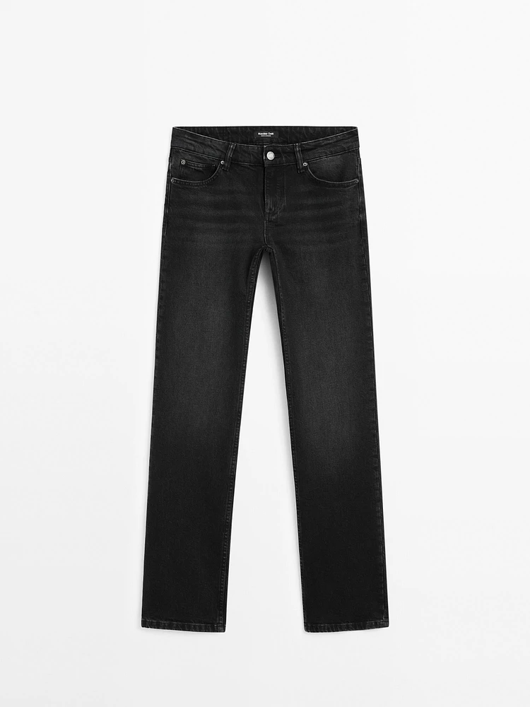 Low-rise straight-leg jeans