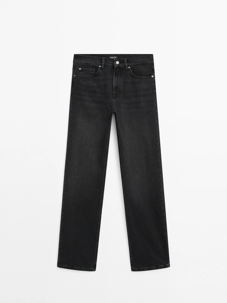 Straight-leg high-waist jeans