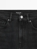 Straight-leg high-waist jeans