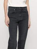 Straight-leg high-waist jeans