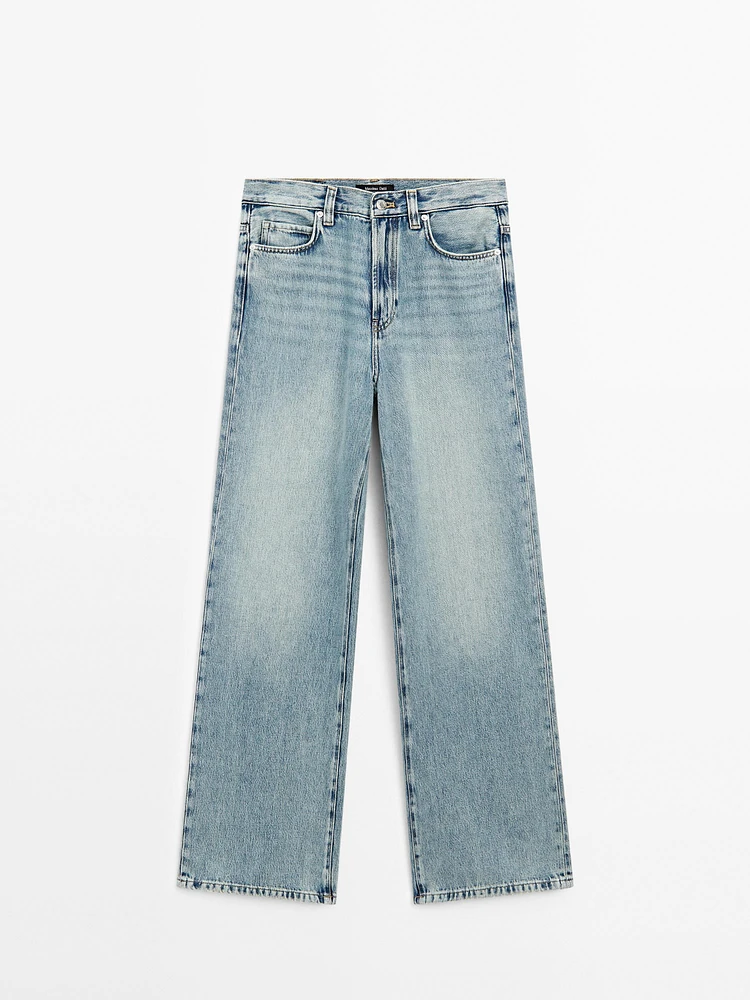 High-waist wide-leg jeans