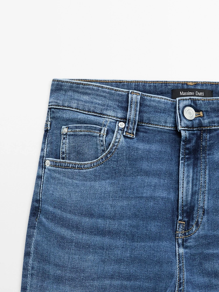 High-waist skinny flared jeans