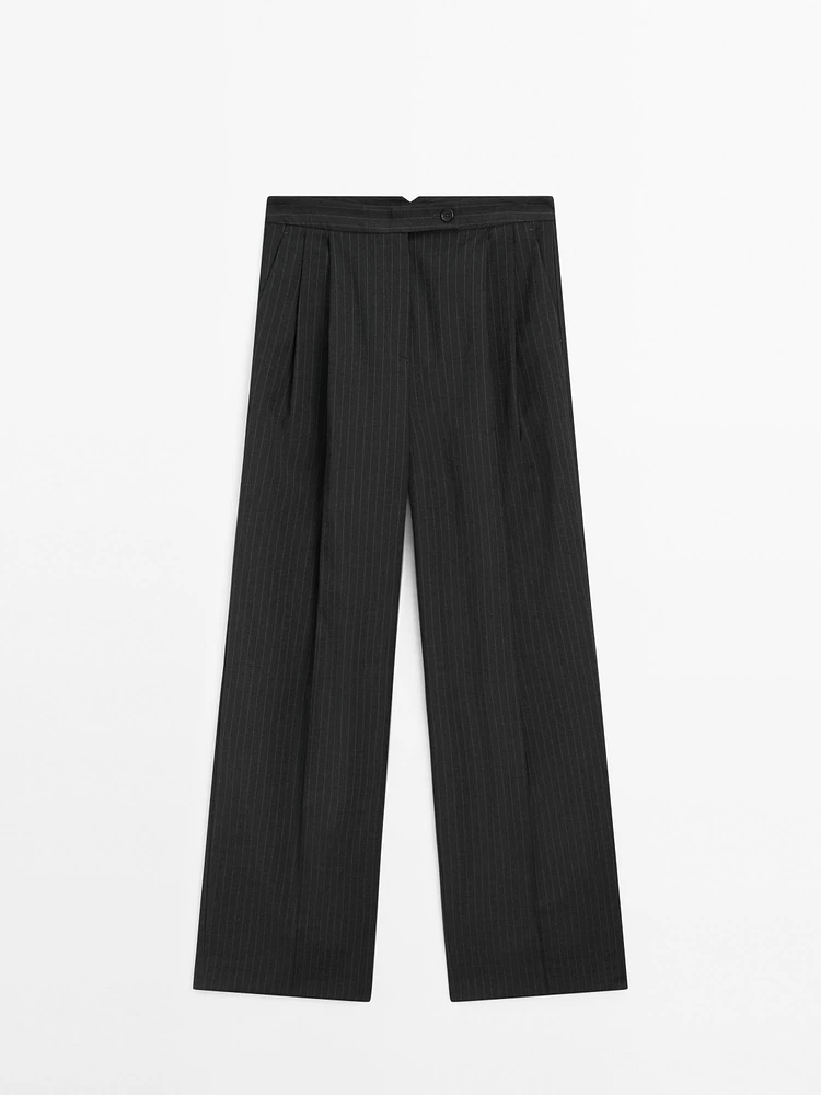 Pantalon à plis et rayures tennis