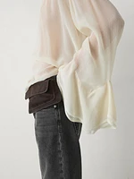 Flowing shirt with ruffles