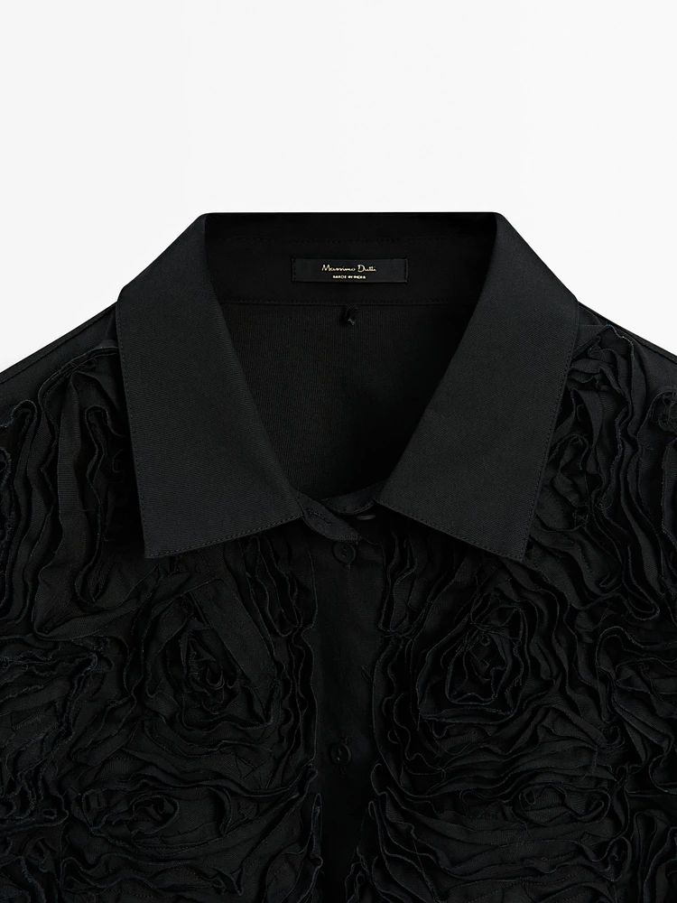 Shirt with embroidered detail on the chest