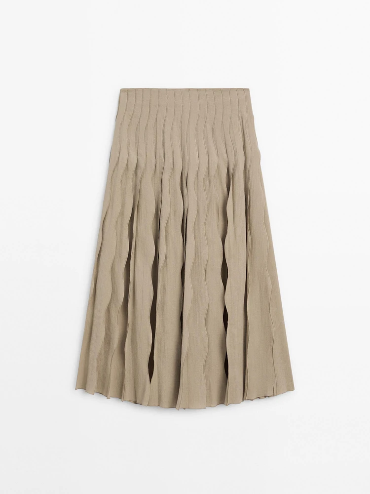 Wavy pleated midi skirt