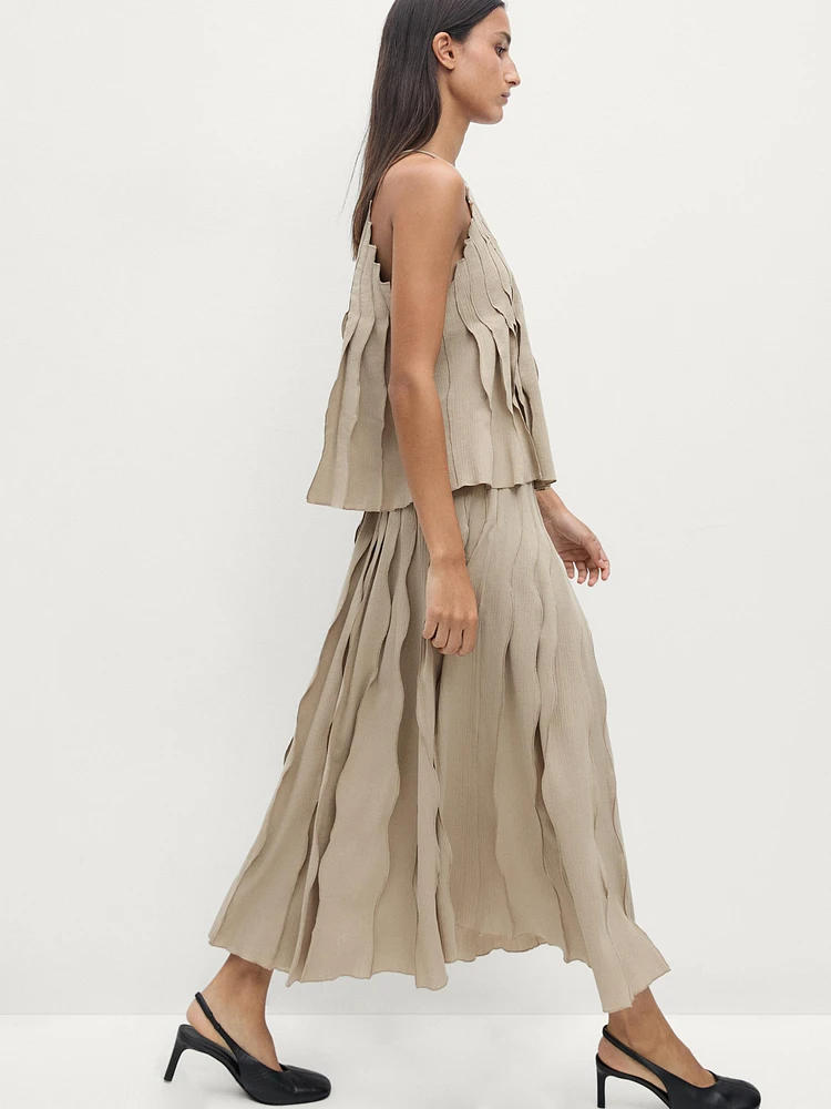 Wavy pleated midi skirt