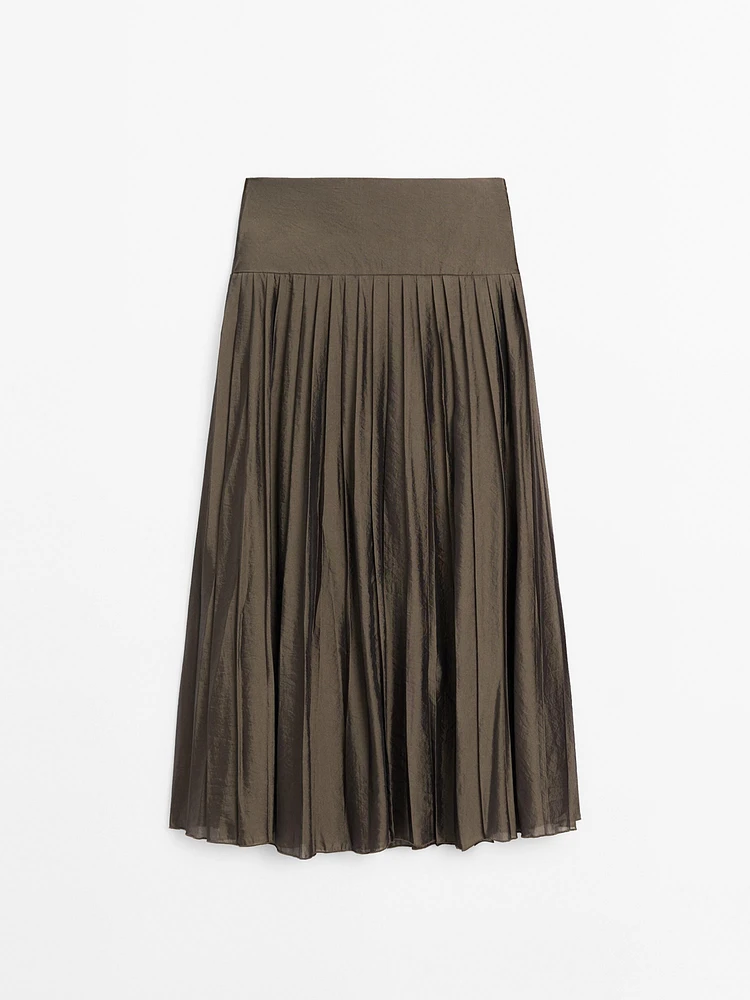 Flowing box pleat midi skirt