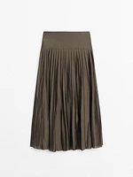 Flowing box pleat midi skirt