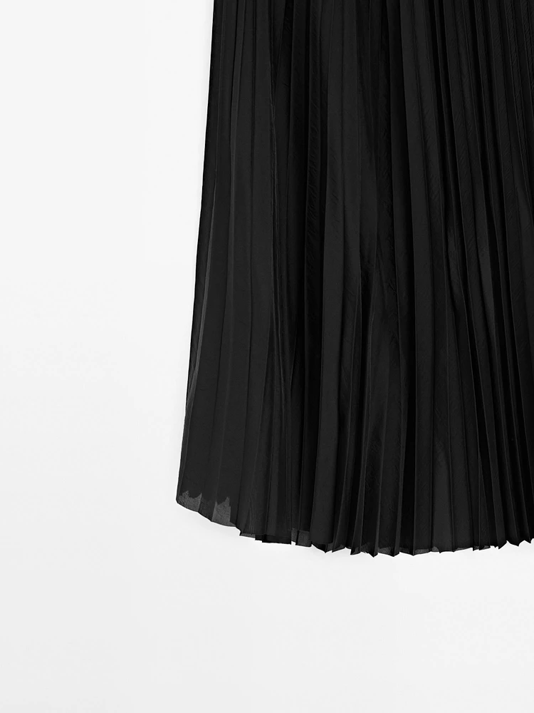 Pleated midi skirt with box pleats