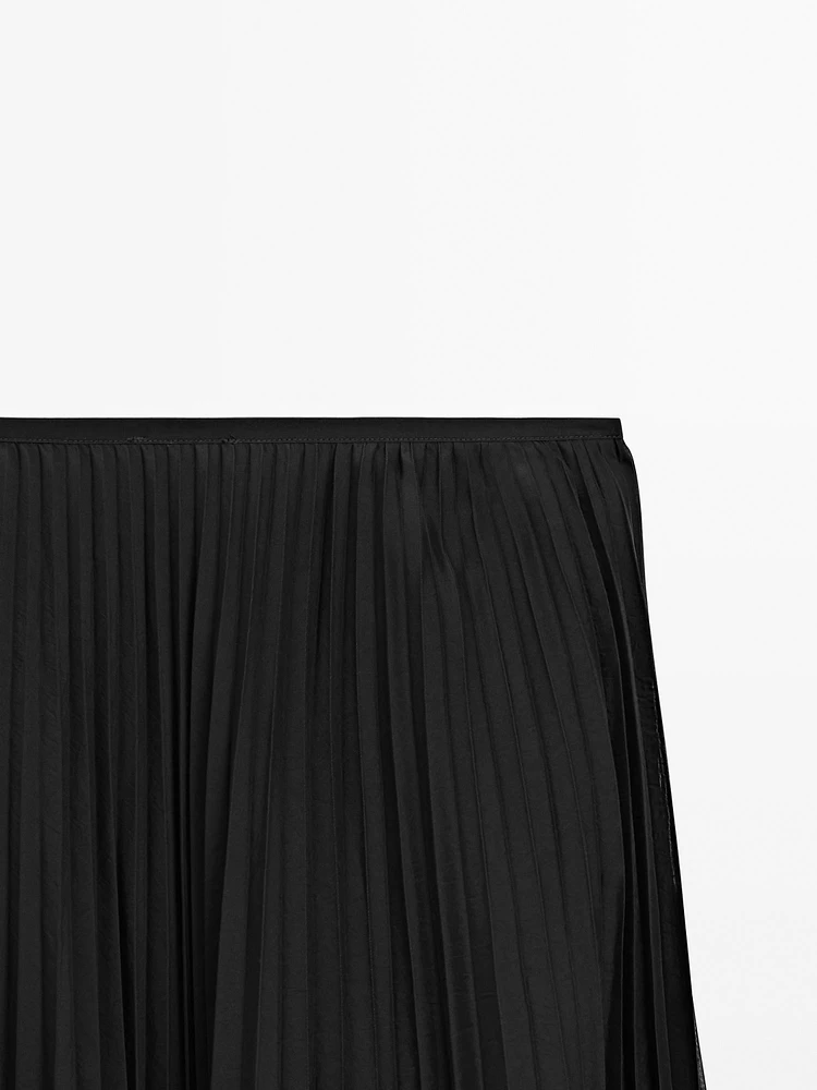 Pleated midi skirt with box pleats