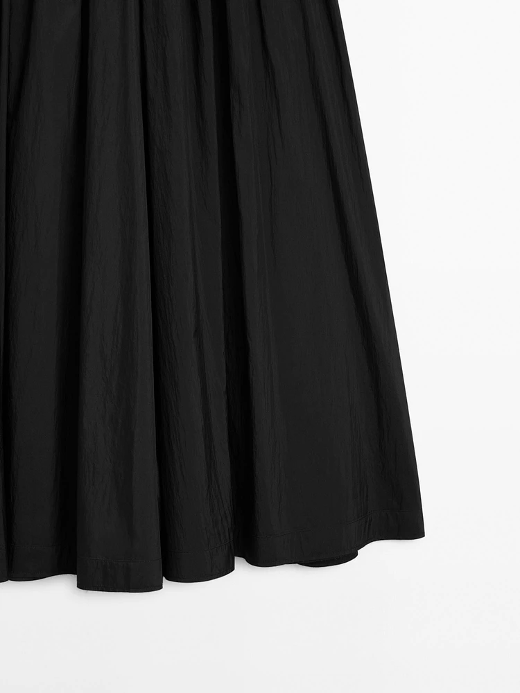 Elastic technical fabric skirt