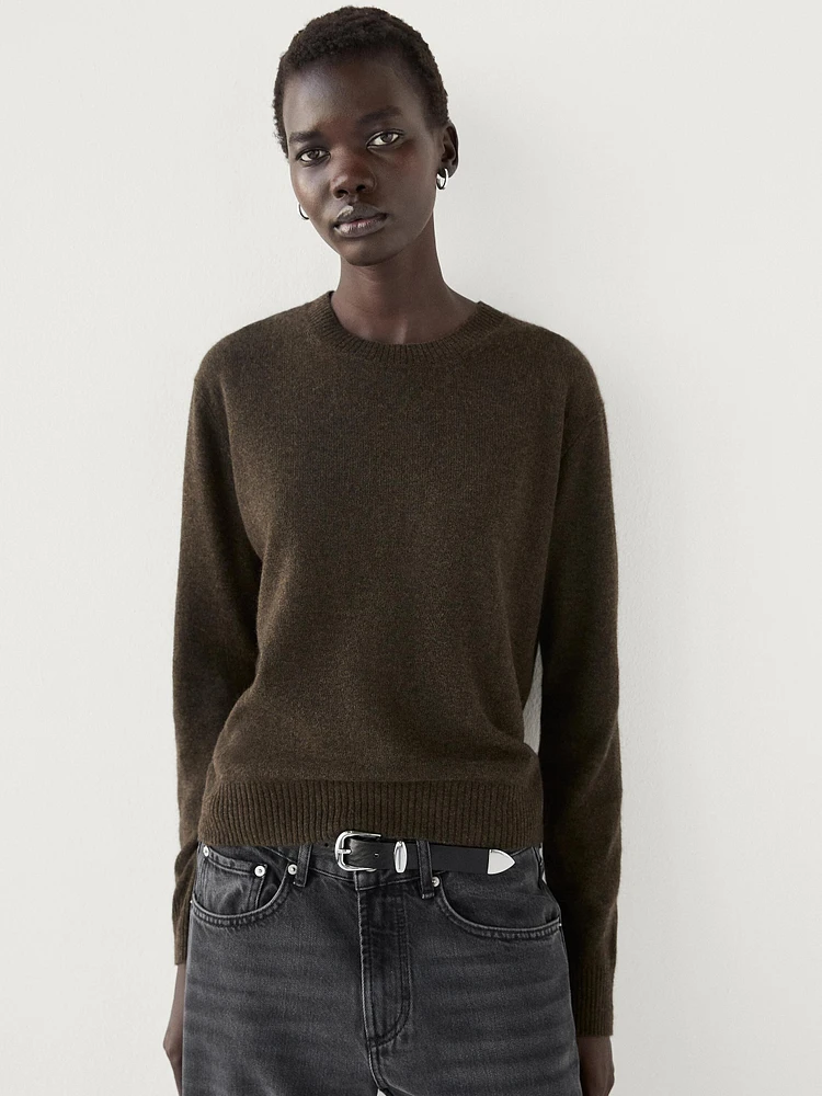 100% cashmere knit sweater