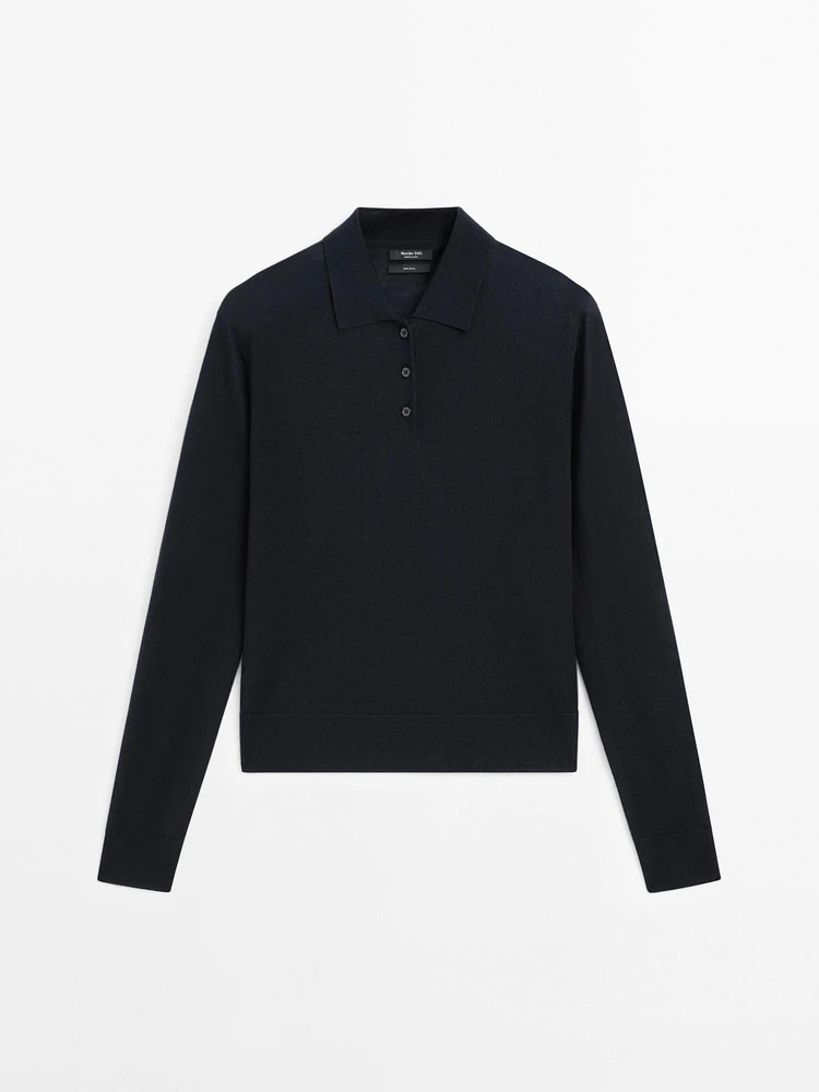 100% wool polo collar sweater with buttons