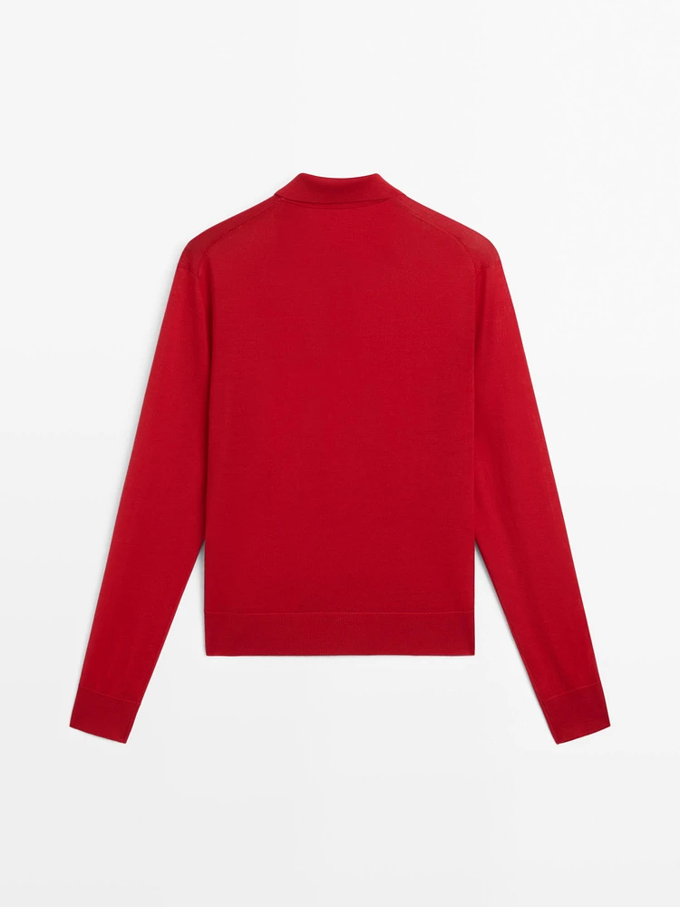 100% wool polo collar sweater with buttons