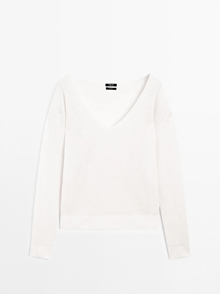 100% linen knit V-neck sweater