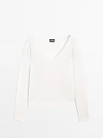 100% linen knit V-neck sweater