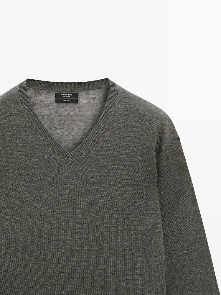 Linen V-neck knit sweater