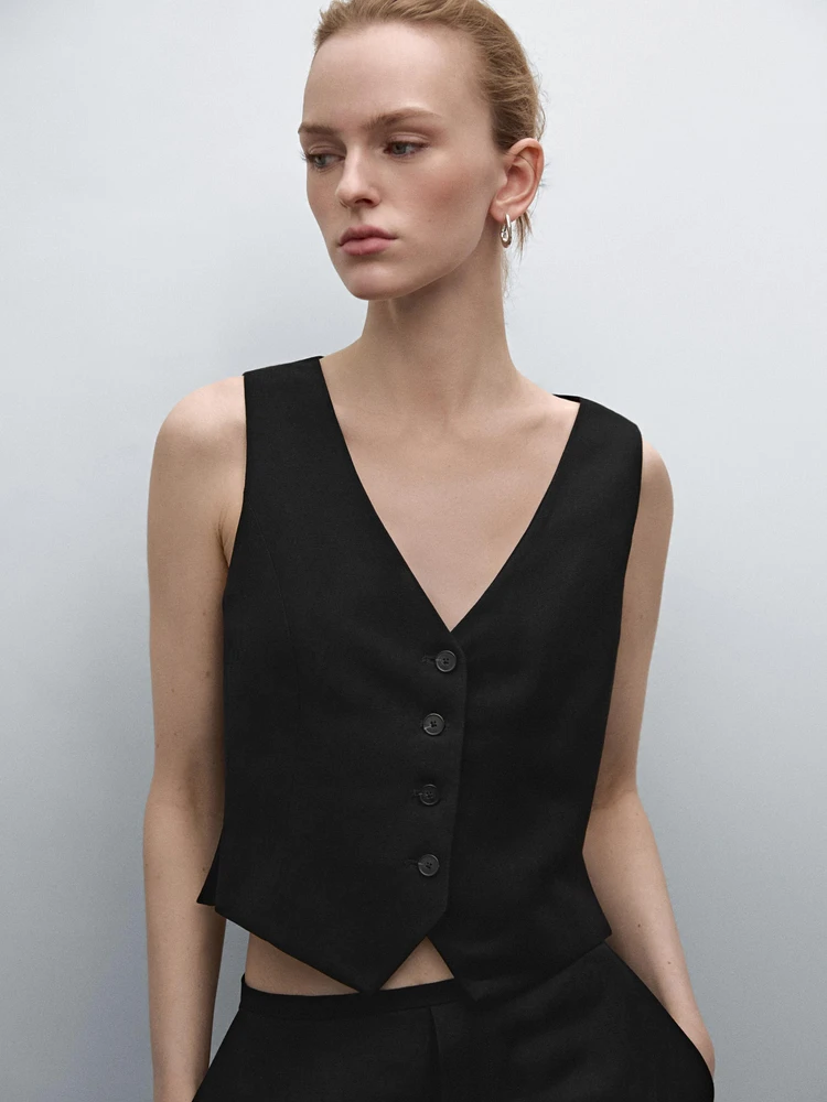 Cropped V-neckline waistcoat