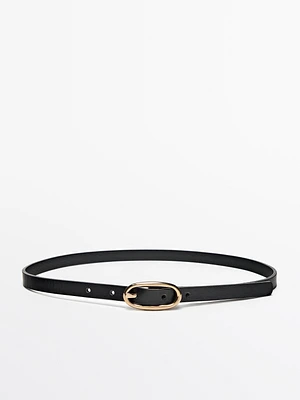 Leather belt with oval buckle